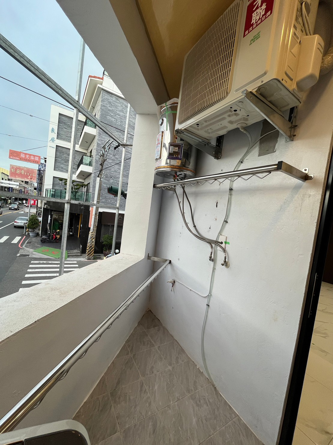 【育德路透天店面全棟整修工程】