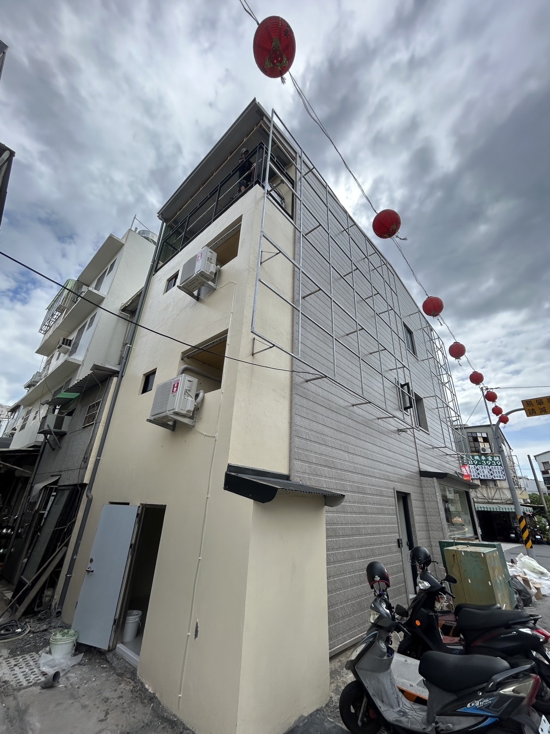 【育德路透天店面全棟整修工程】